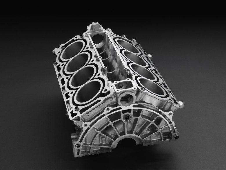 Блок цилиндров двигателя