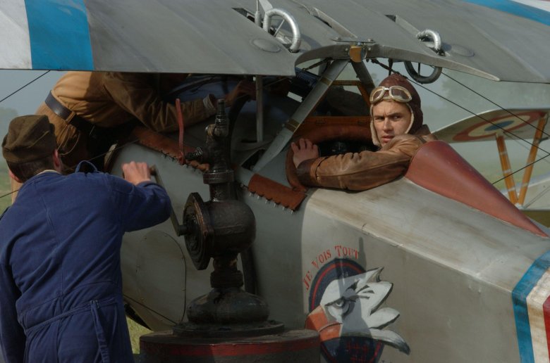 Джеймс франко эскадрилья лафайет