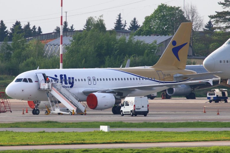 Ираэро airbus a319