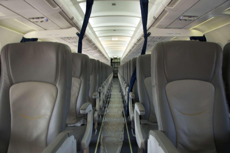 Atr 72 самолет салон