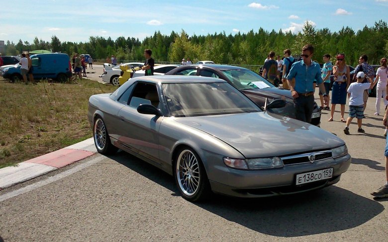 Mazda eunos cosmo 1990