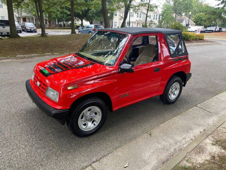 Шевроле geo tracker 1990