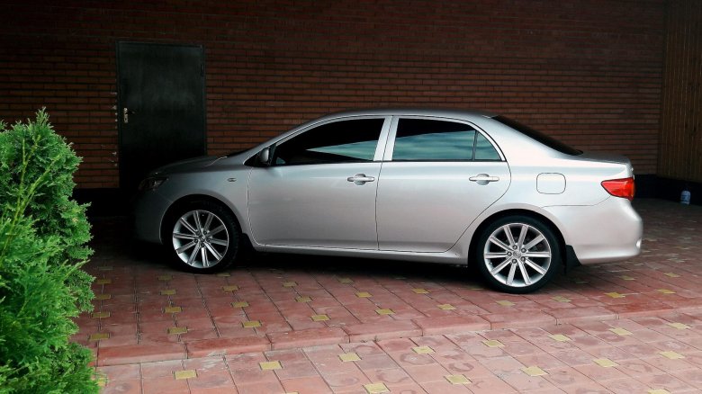 Toyota corolla 150 r17