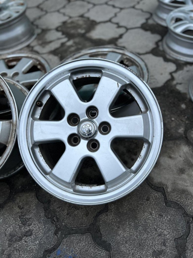 Оригинальные диски тойота r15