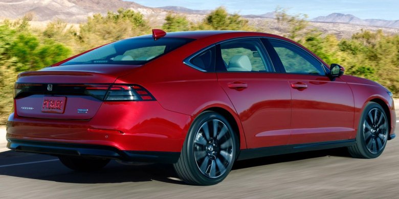 Хонда аккорд 2023 года