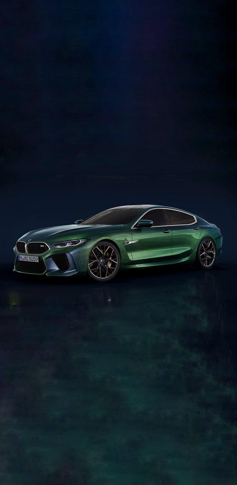 Бмв m8 gran coupe