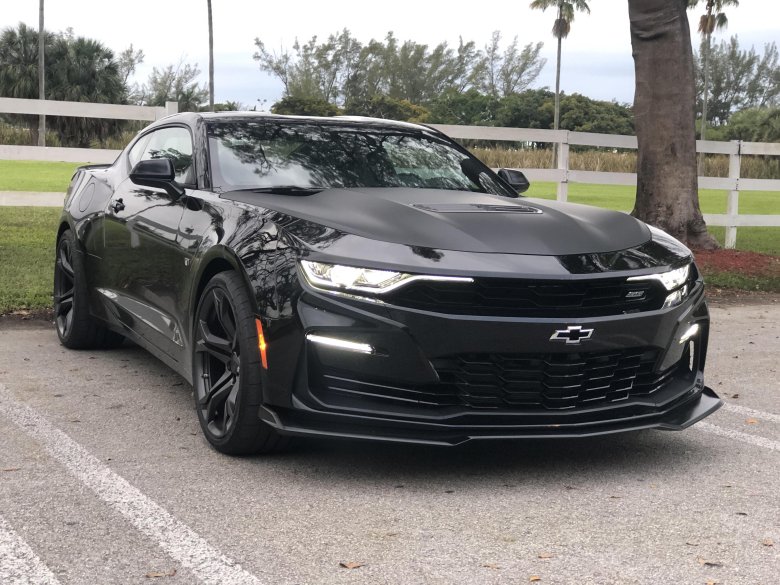 Шевроле камаро 2020 черная