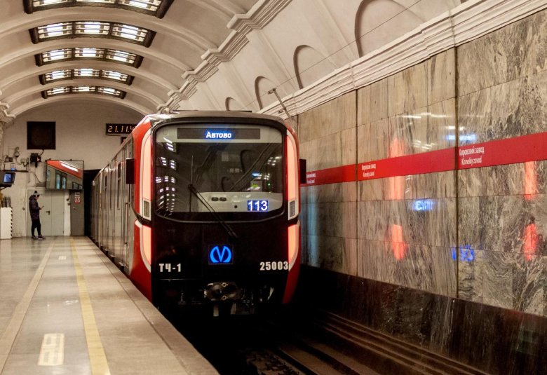 Метропоезд балтиец 81/725