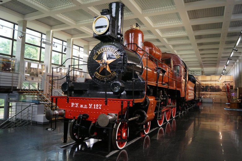 У127 паровоз