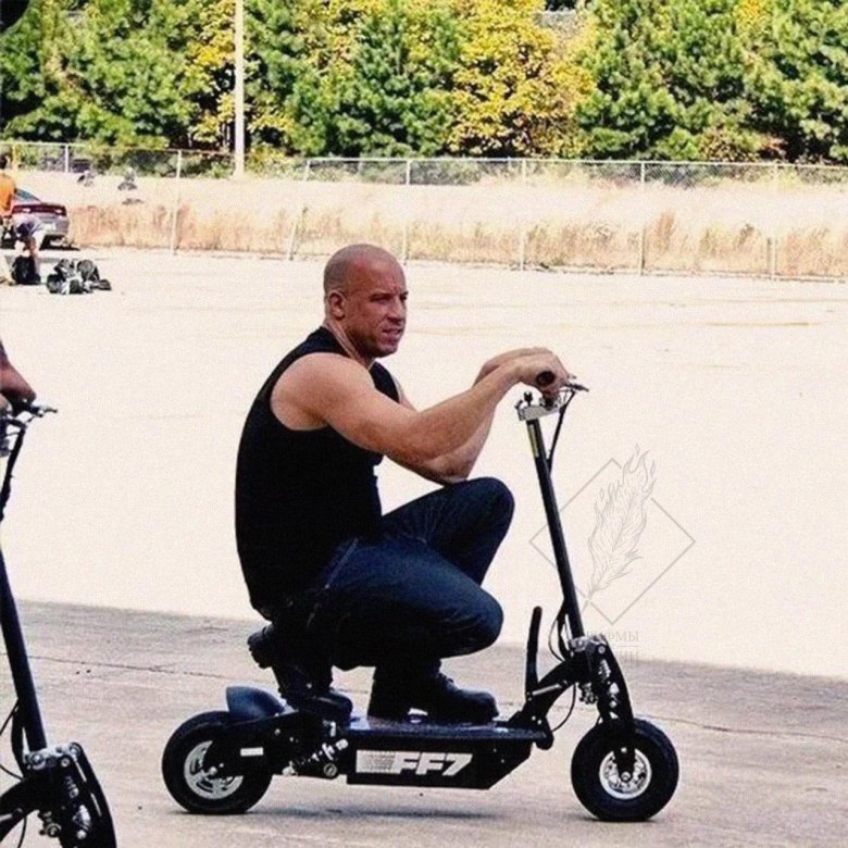 Мем про самокат