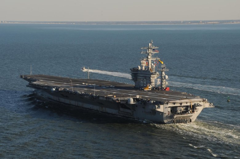 Авианосец эйзенхауэр