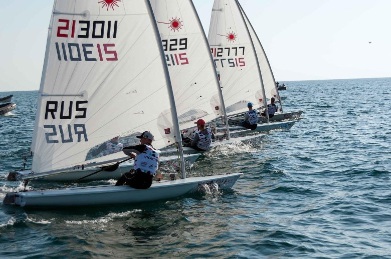 Соревнование по парусному спорту