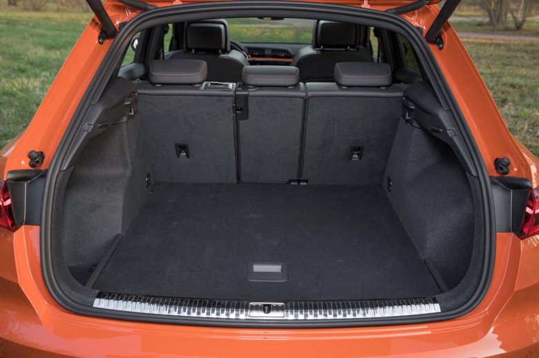 Audi q3 багажник
