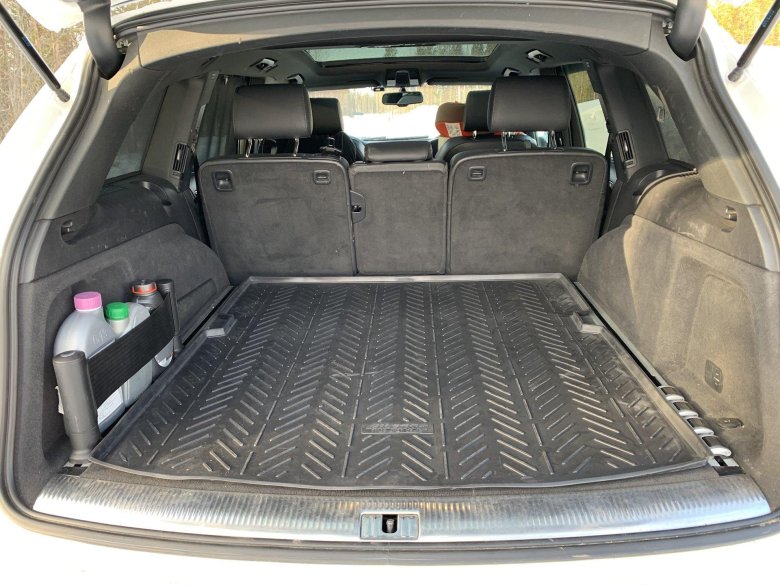 Audi q7 4m багажник