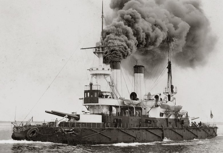 Броненосец адмирал сенявин