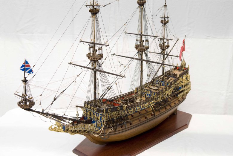 Корабль повелитель морей