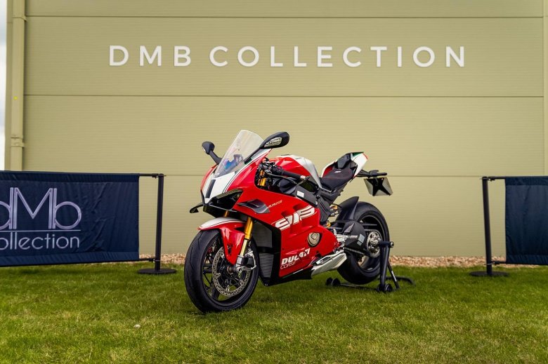 Мотоцикл ducati superleggera v4