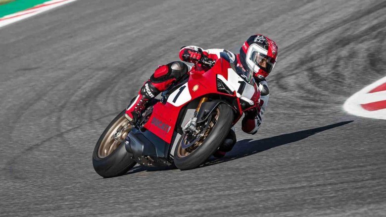 Panigale v4 посадка