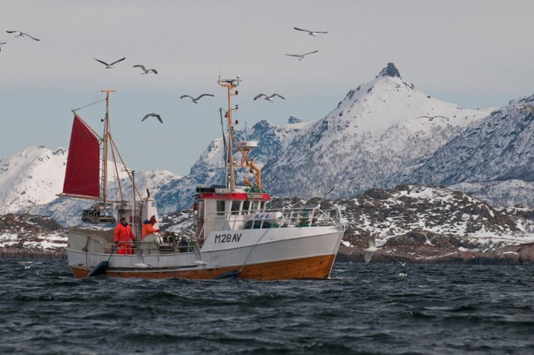 Рыболовецкий сейнер норвегия