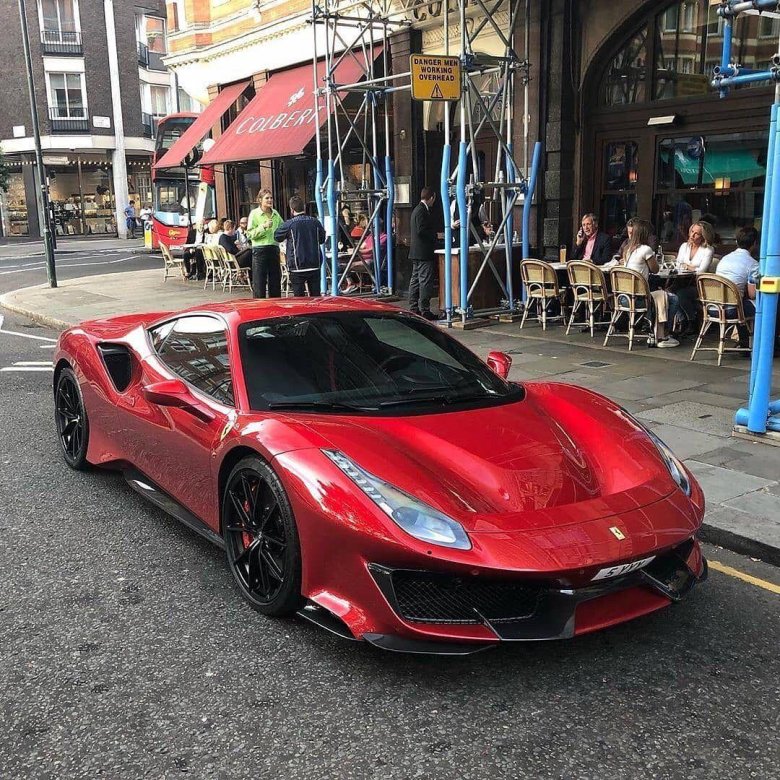 Ferrari 488