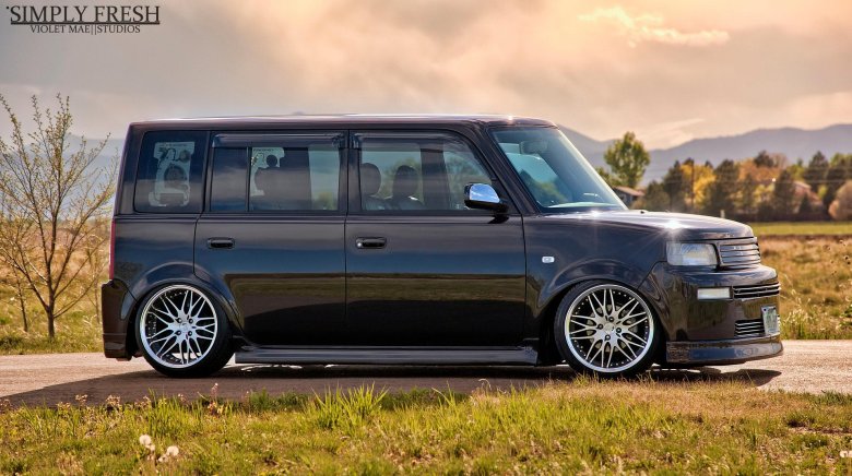 Scion xb 2005