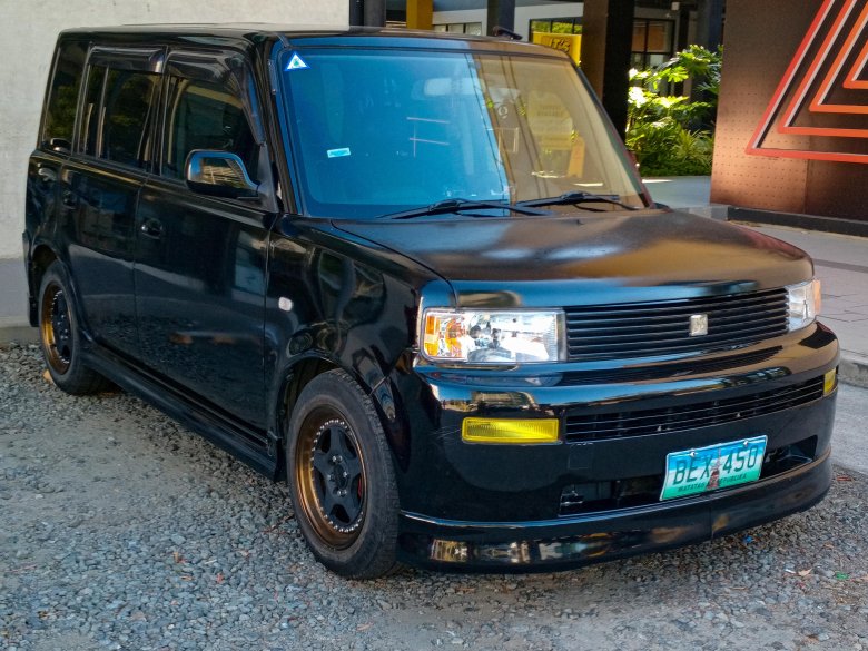 2005 toyota scion xb