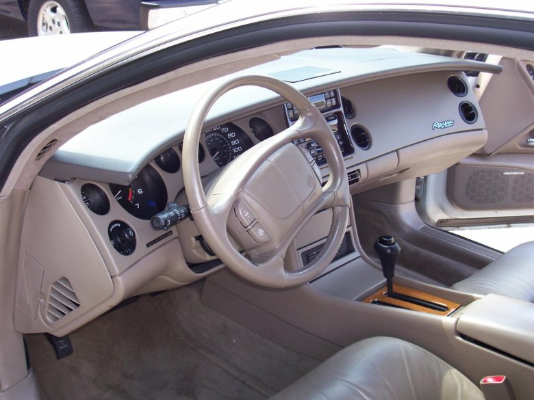 Buick riviera 1995 interior