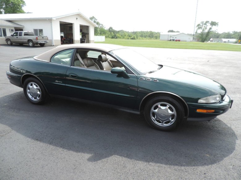 Buick riviera 1995