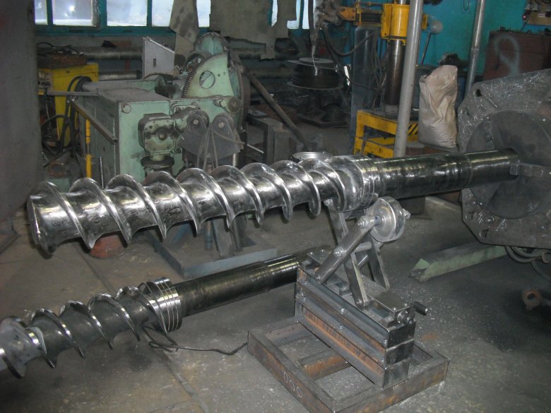 Шнек экструдера