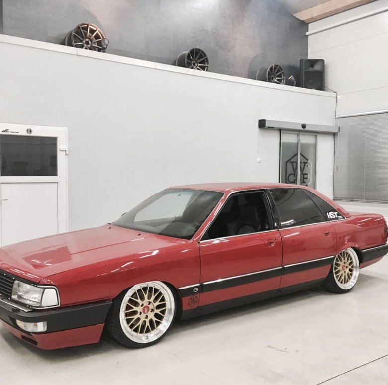 Ауди 100 v8