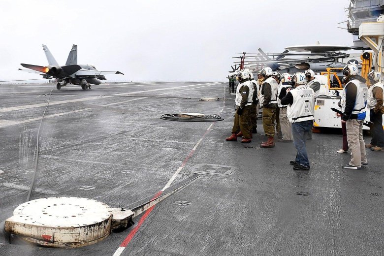 Авианосец сша