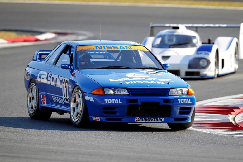 Nissan skyline gtr r32 calsonic