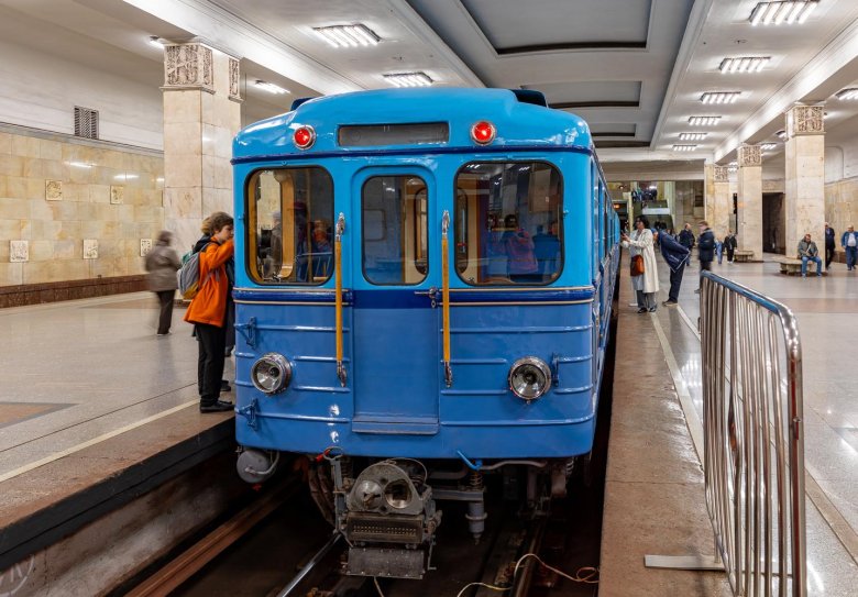 Москва вагон метро