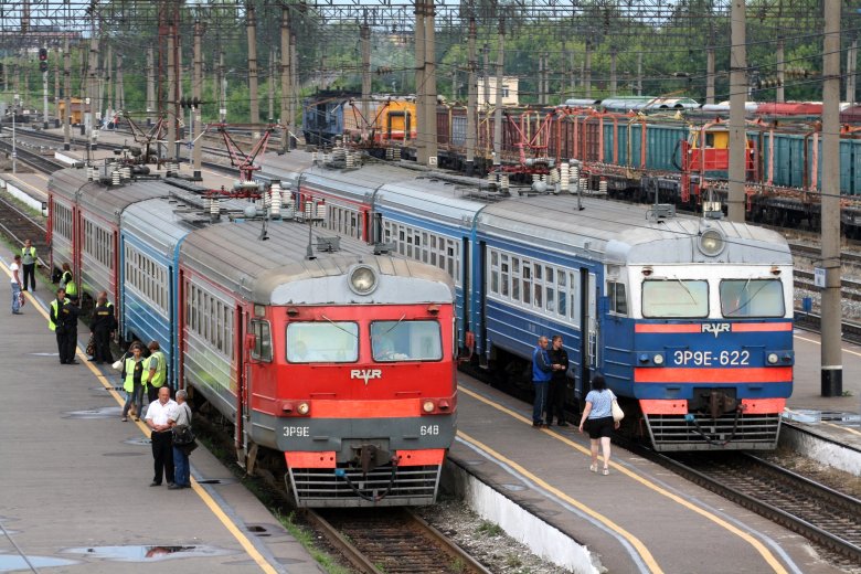 Железная дорога электричка