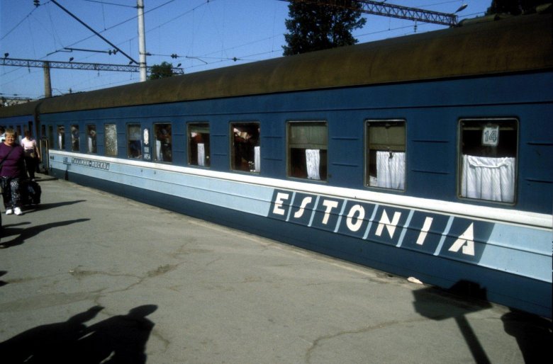 Фирменный поезд \ эстония\ таллинн - москва