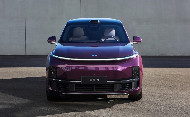 Китайская машина lixiang