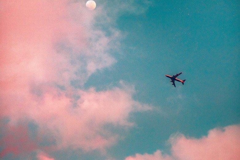 Самолеты в небе