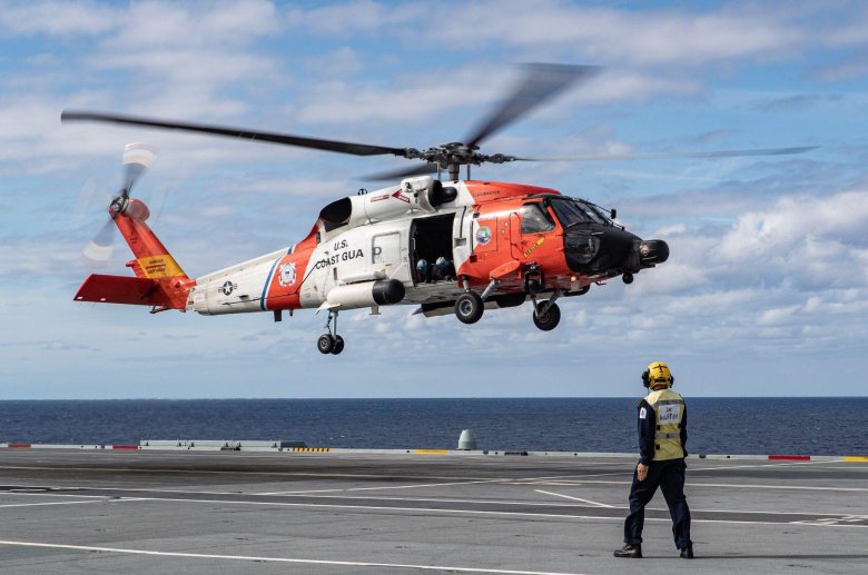 Спасательный вертолет uh 60