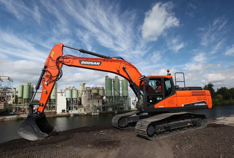 Doosan dx260lca