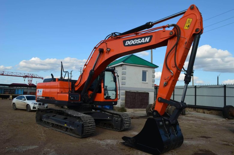 Doosan dx 225 lca