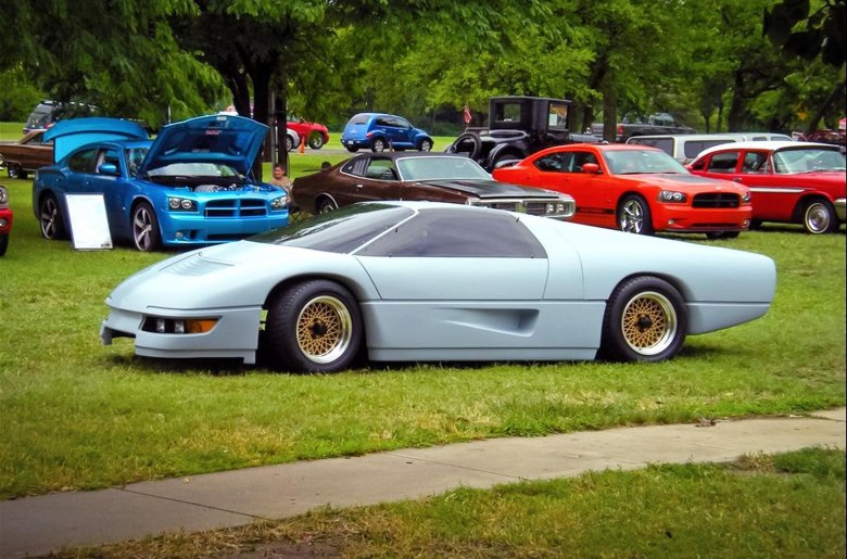 Dodge m 4 s turbo interceptor