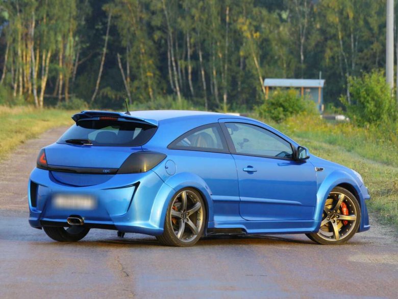 Opel astra opc 2010