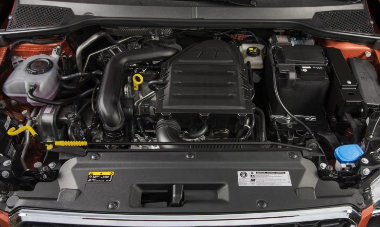 Моторный отсек seat