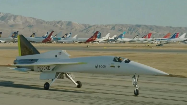 Самолет американский