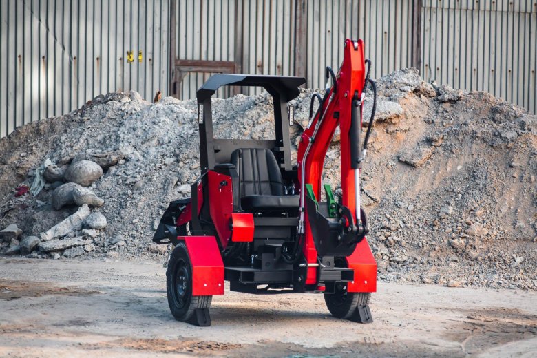 Мини экскаватор red rhino