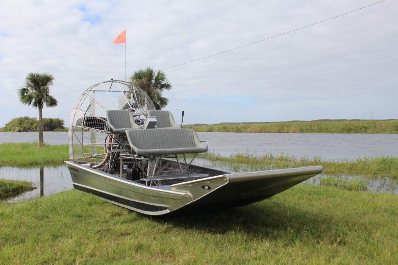 Джонбот аэроглиссер