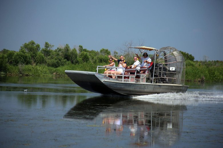 Airboat tours new orleans