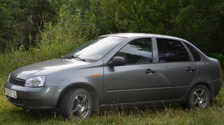 Лада калина седан 2006