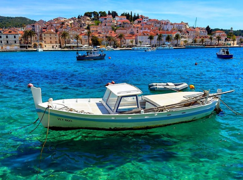 Хвар адриатическое море