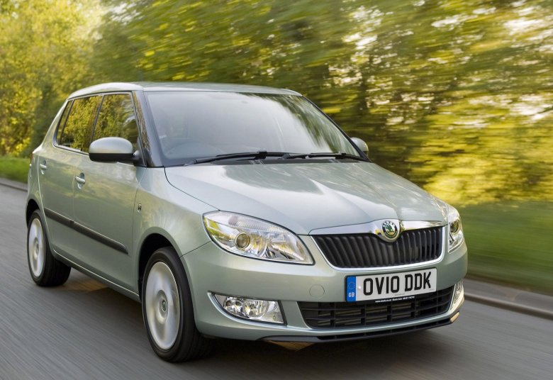 Автомобиль марки шкода фабия